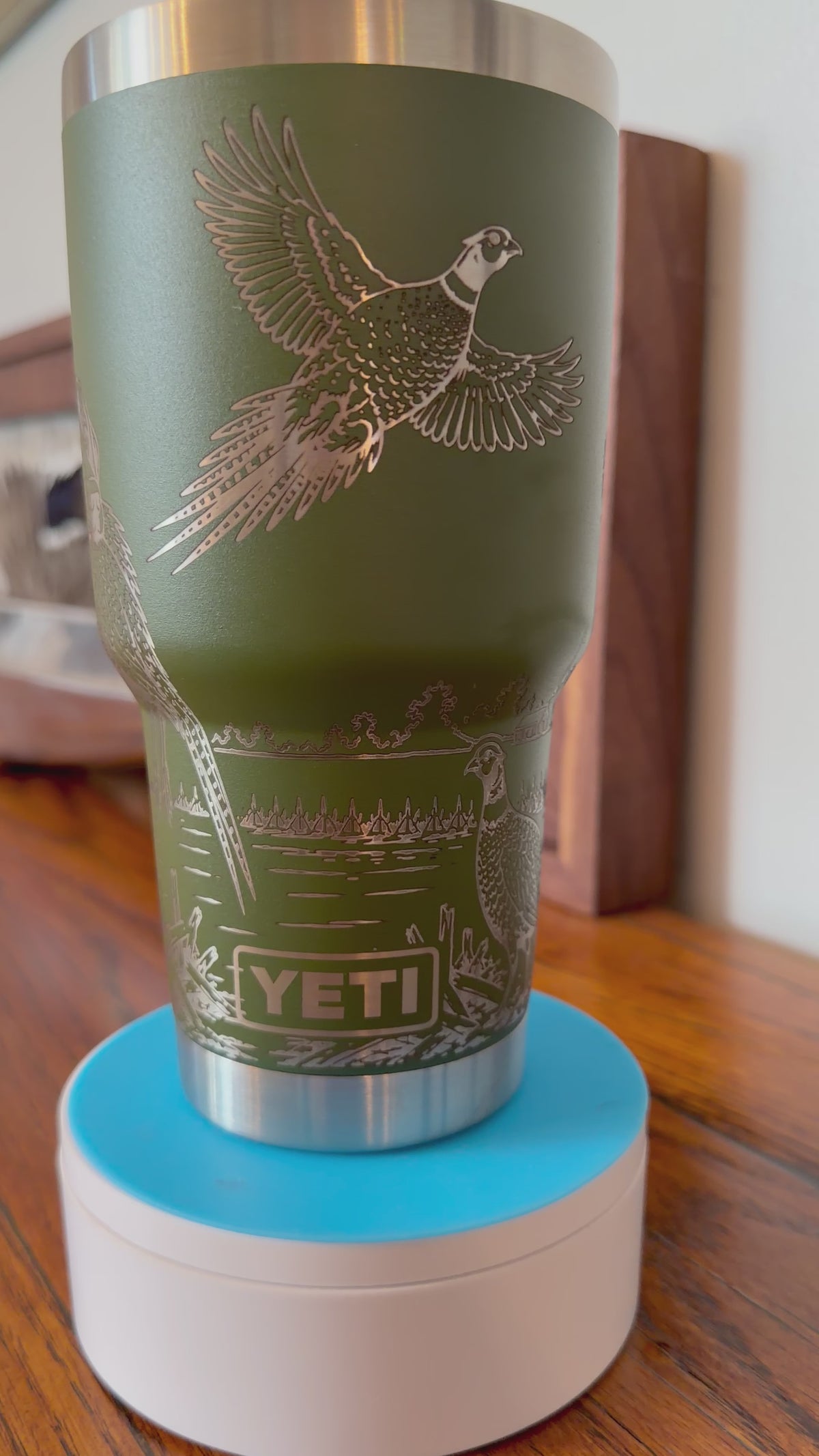 30 oz Upland design - German Shorthair with Pheasant